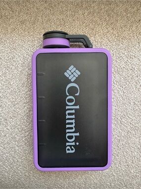 SOLD - NEW WITHOUT TAGS - Columbia 10 Oz Purple Flask